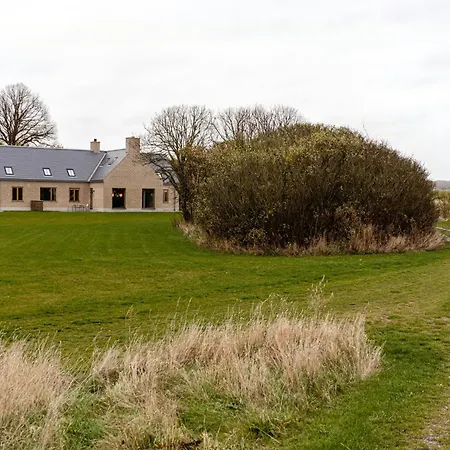 Historic Settings In The Heart Of Mols Hills *